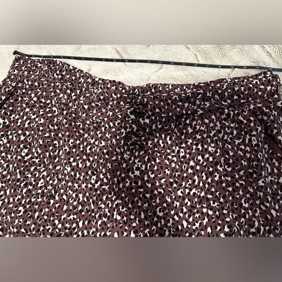 Torrid Purple Leopard Animal Print Pull-On High-Rise Crepe Pant - Picture 9 of 11